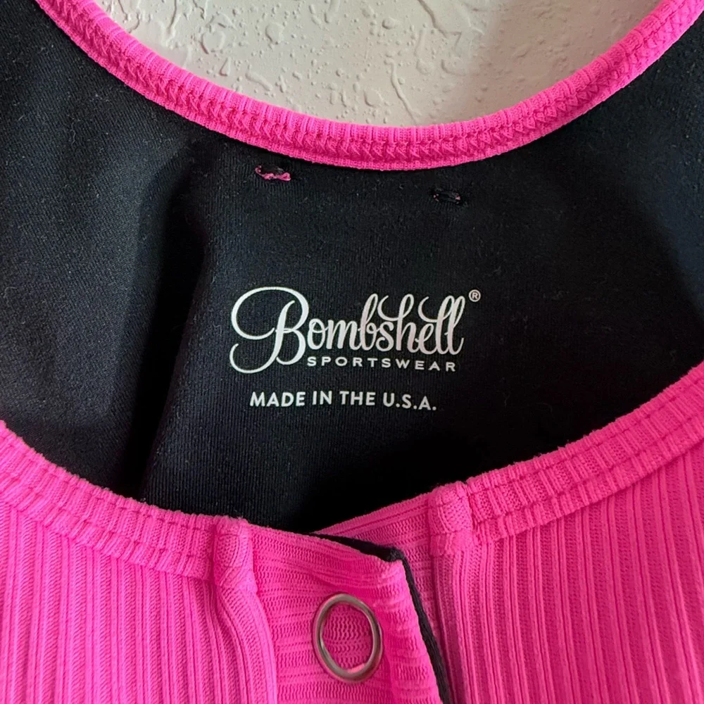 Bombshell Henley Top Size XS - Picture 6 of 8
